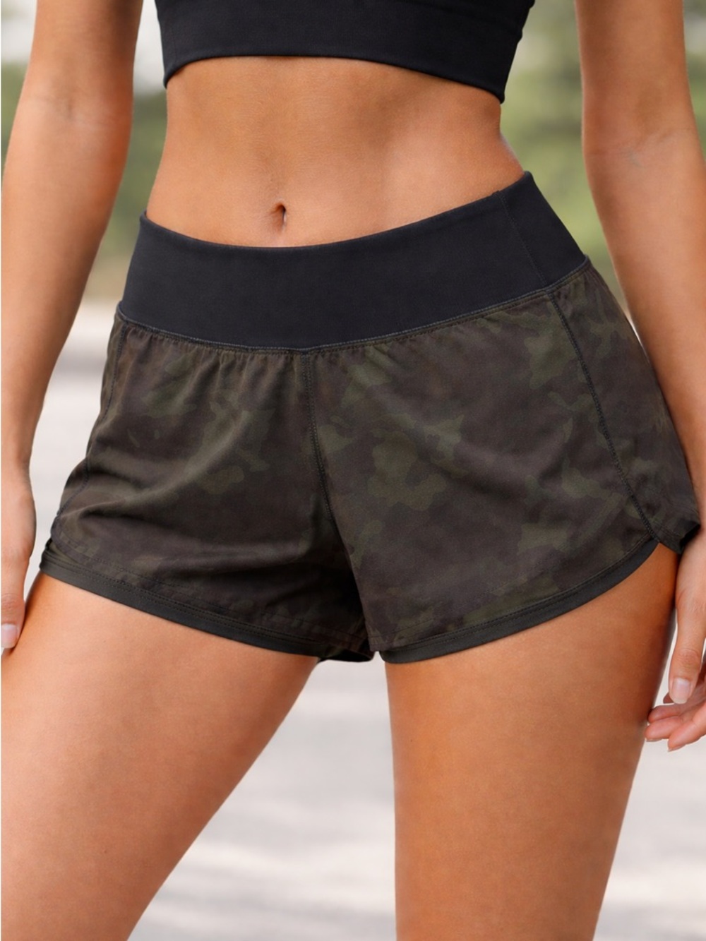 Lululemon athletica Women's Camo Running Shorts - Black and Green Camouflage